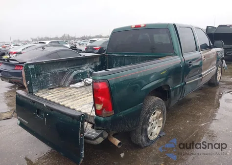 2006 Chevrolet Silverado 1500 Ls z USA, uszkodzony, nr VIN 2GCEC13V061354141